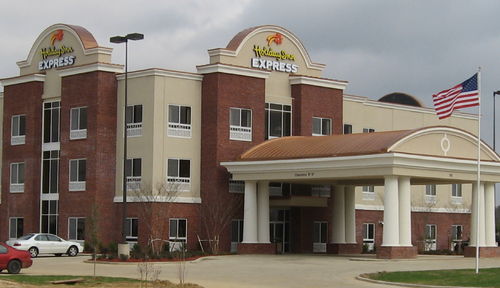 Photo of Holiday Inn Express Canton, Canton, MS