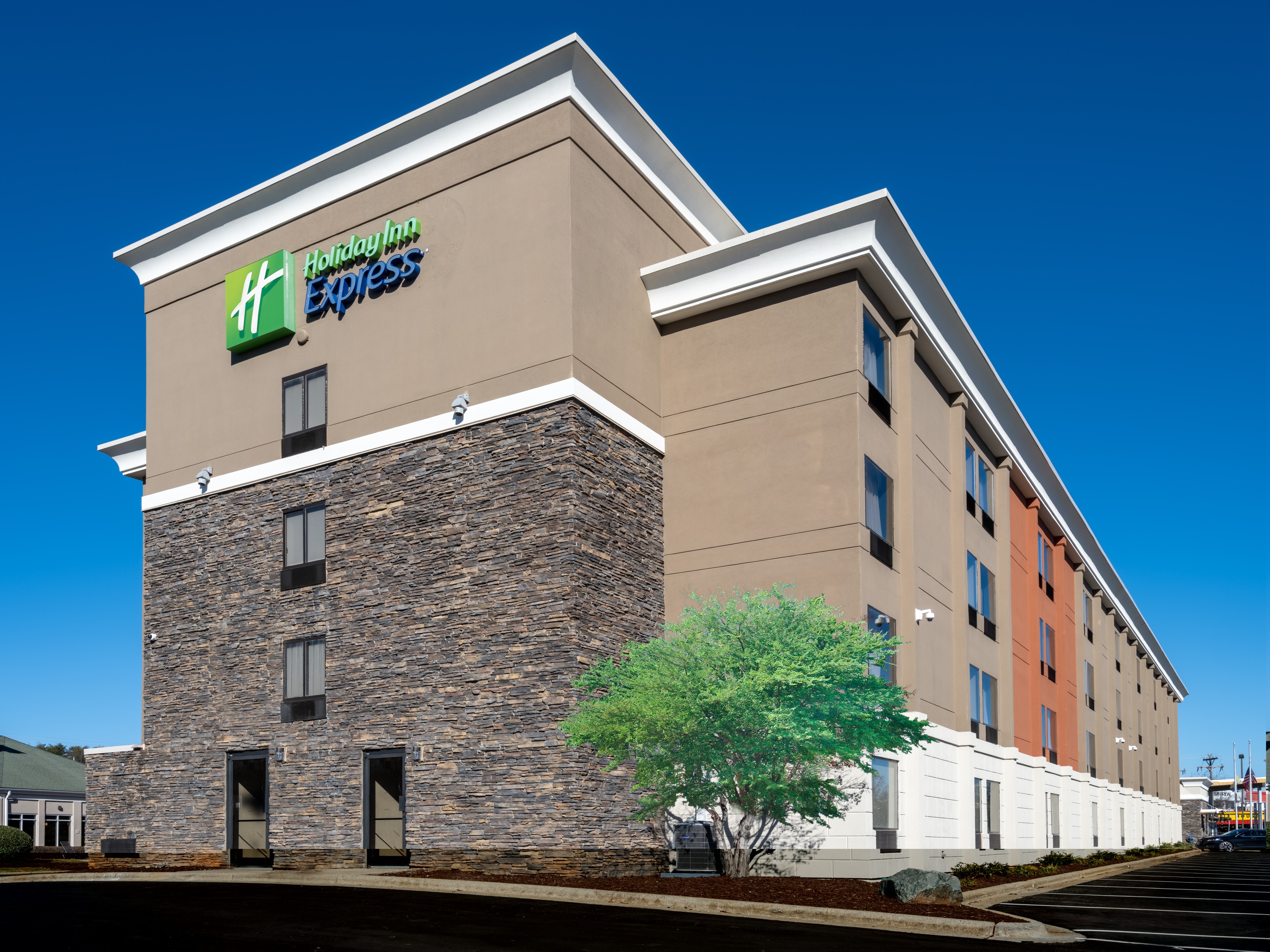 Photo of Holiday Inn Express & Suites Greensboro-(I-40 @ Wendover), Greensboro, NC