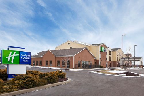 Photo of Holiday Inn Express Cleveland-Streetsboro, Streetsboro, OH