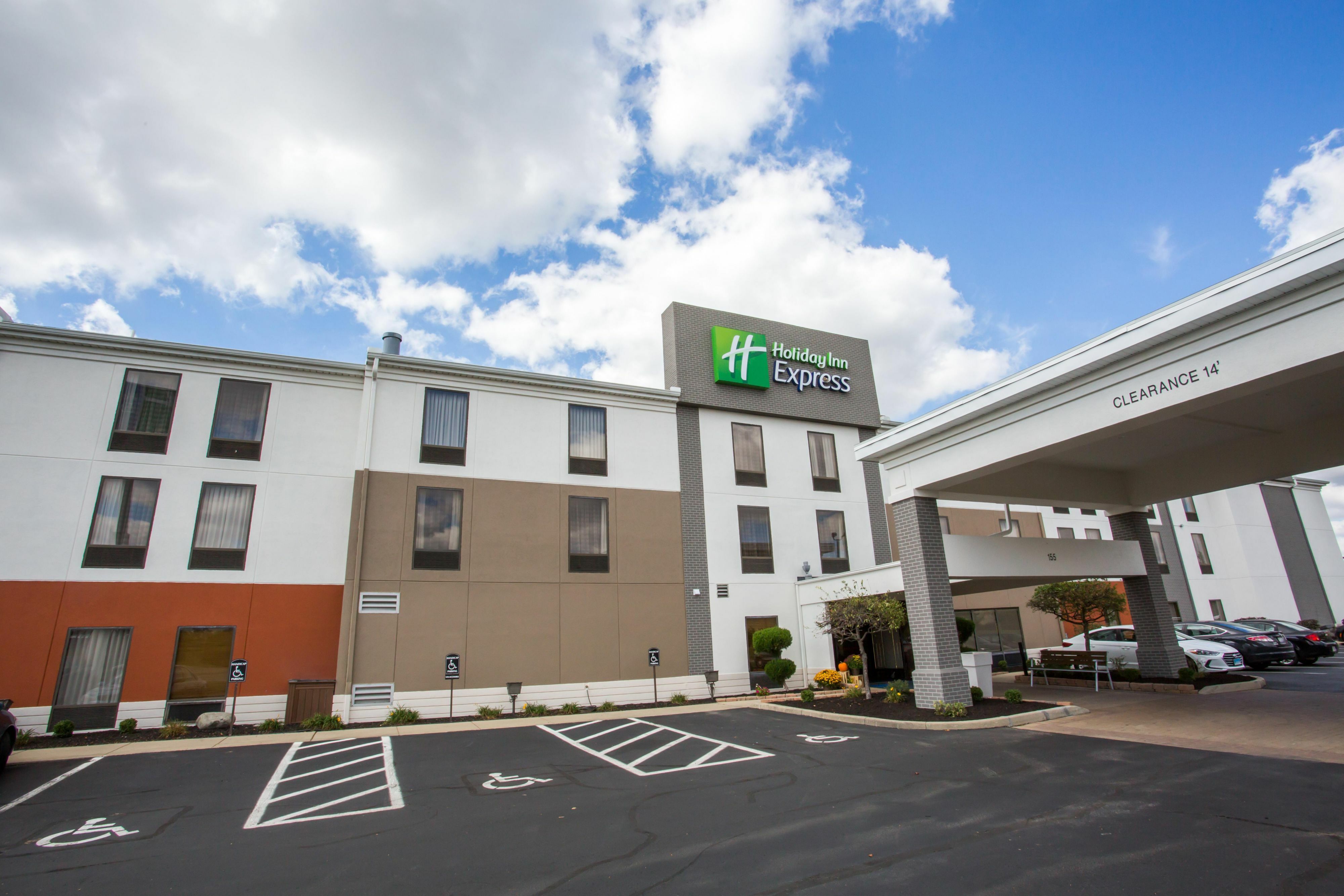 Photo of Holiday Inn Express Wilmington, Wilmington, OH