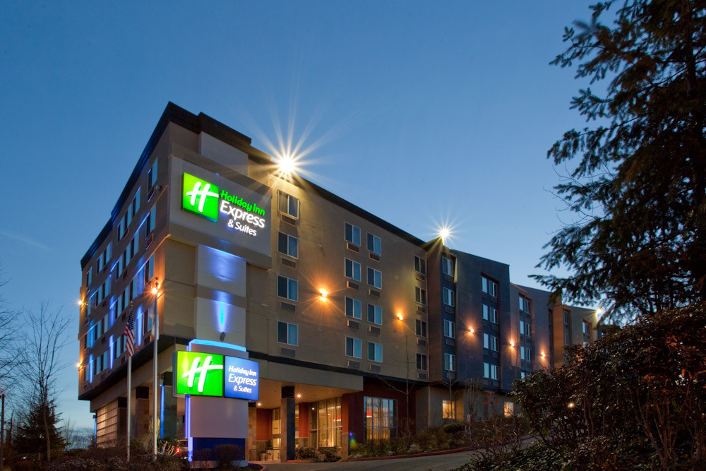 Photo of Holiday Inn Express & Suites Seattle-Sea-Tac Airport, Seatac, WA