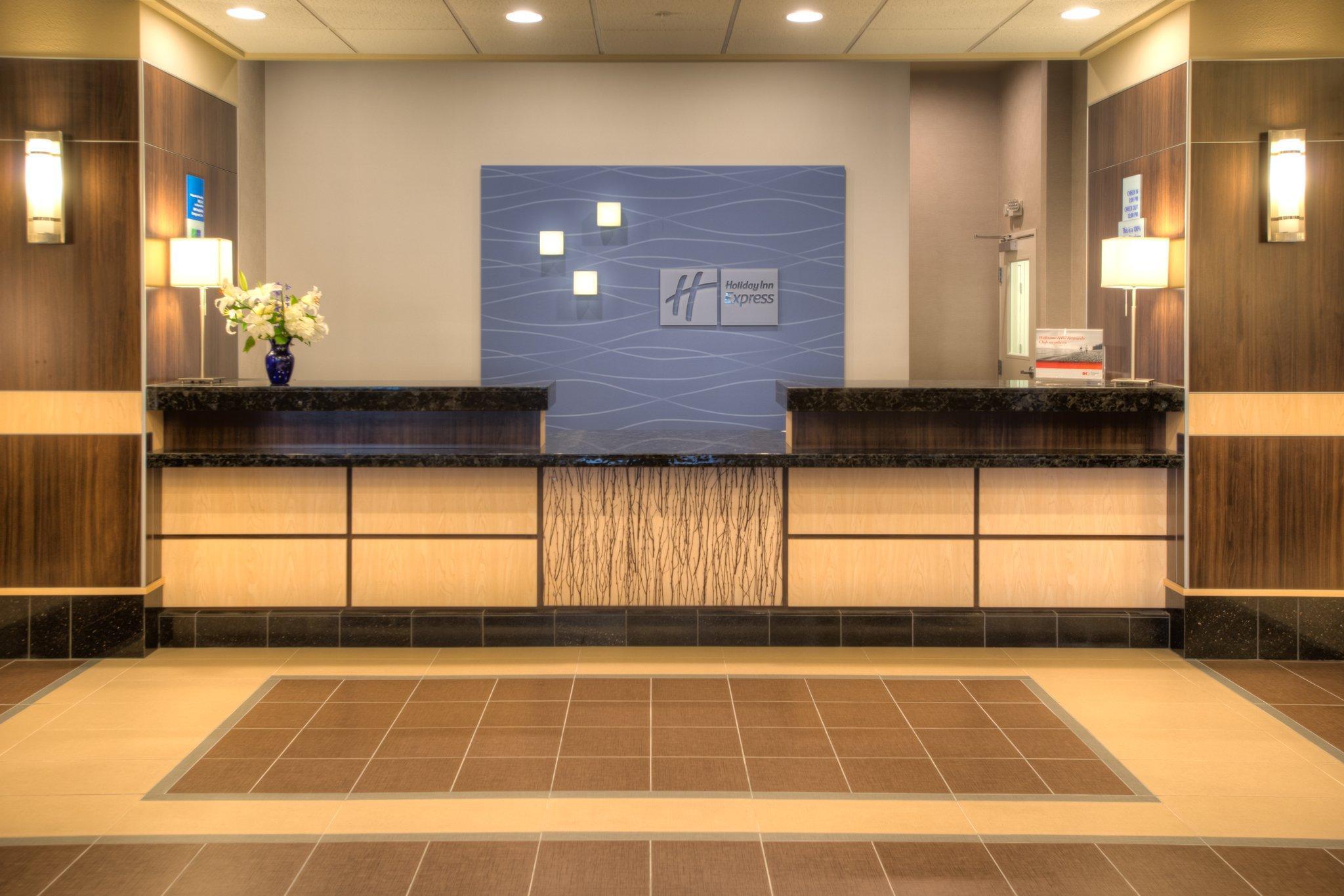 Photo of Holiday Inn Express Tacoma Downtown, Tacoma, WA