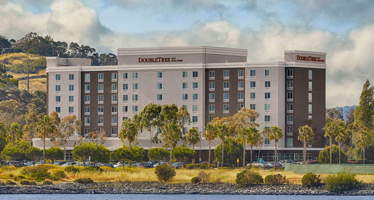 Photo of DoubleTree by Hilton Hotel San Francisco Airport North, Brisbane, CA