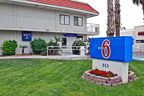 Photo of Motel 6 Phoenix Tempe - Broadway - ASU, Tempe, AZ