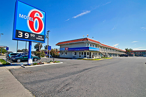 Photo of Motel 6 Fresno - Blackstone South, Fresno, CA