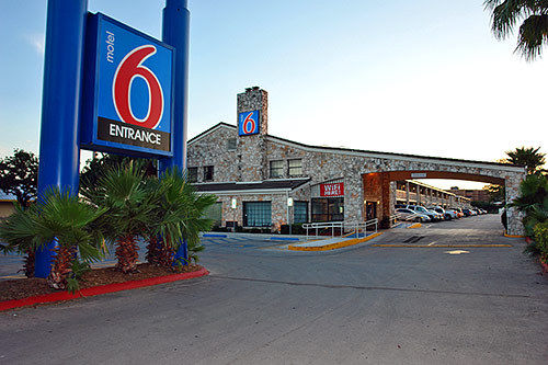 Photo of Motel 6 San Antonio Downtown - Market Square, San Antonio, TX