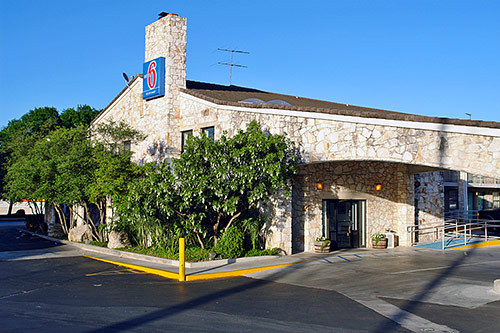 Photo of Motel 6 San Antonio Northwest - Medical Center, San Antonio, TX