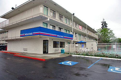 Photo of Motel 6 Seattle North - Kirkland, Kirkland, WA