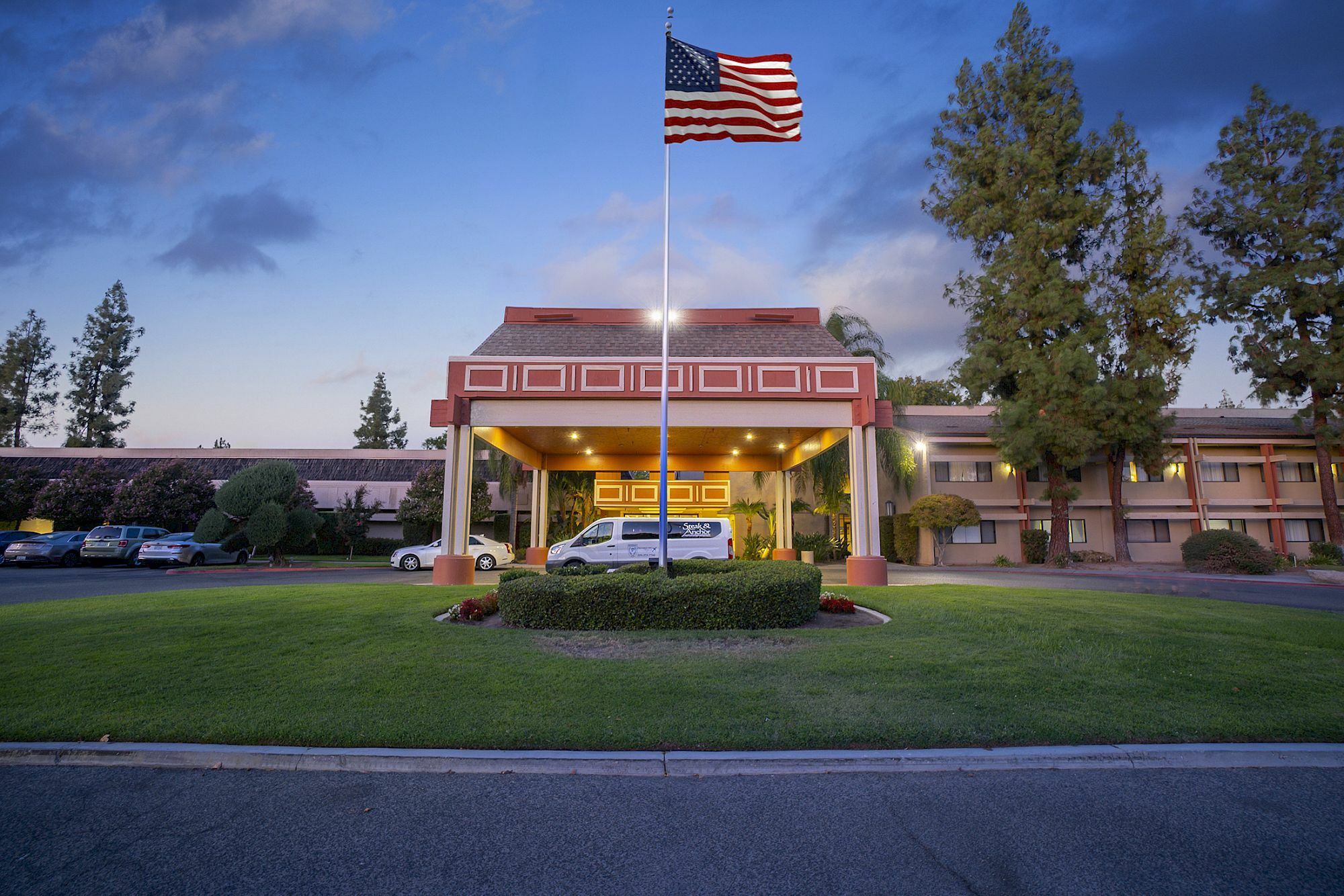 Photo of Piccadilly Inn Airport, Fresno, CA