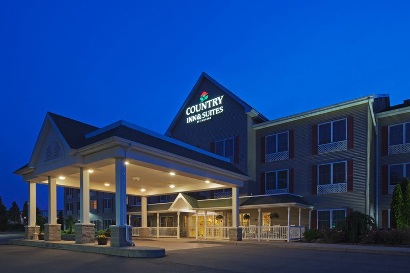 Photo of Country Inn & Suites, Cortland, NY