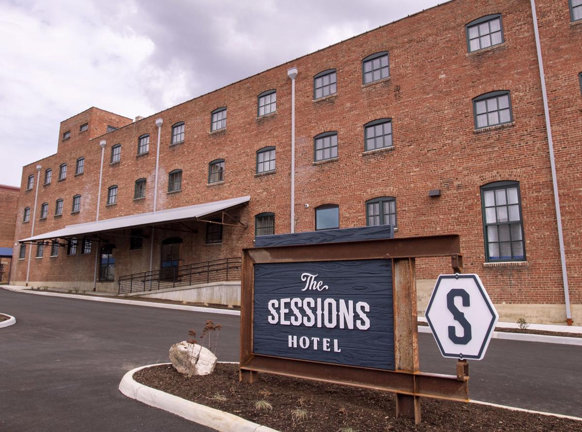Photo of Sessions Hotel, Bristol, VA