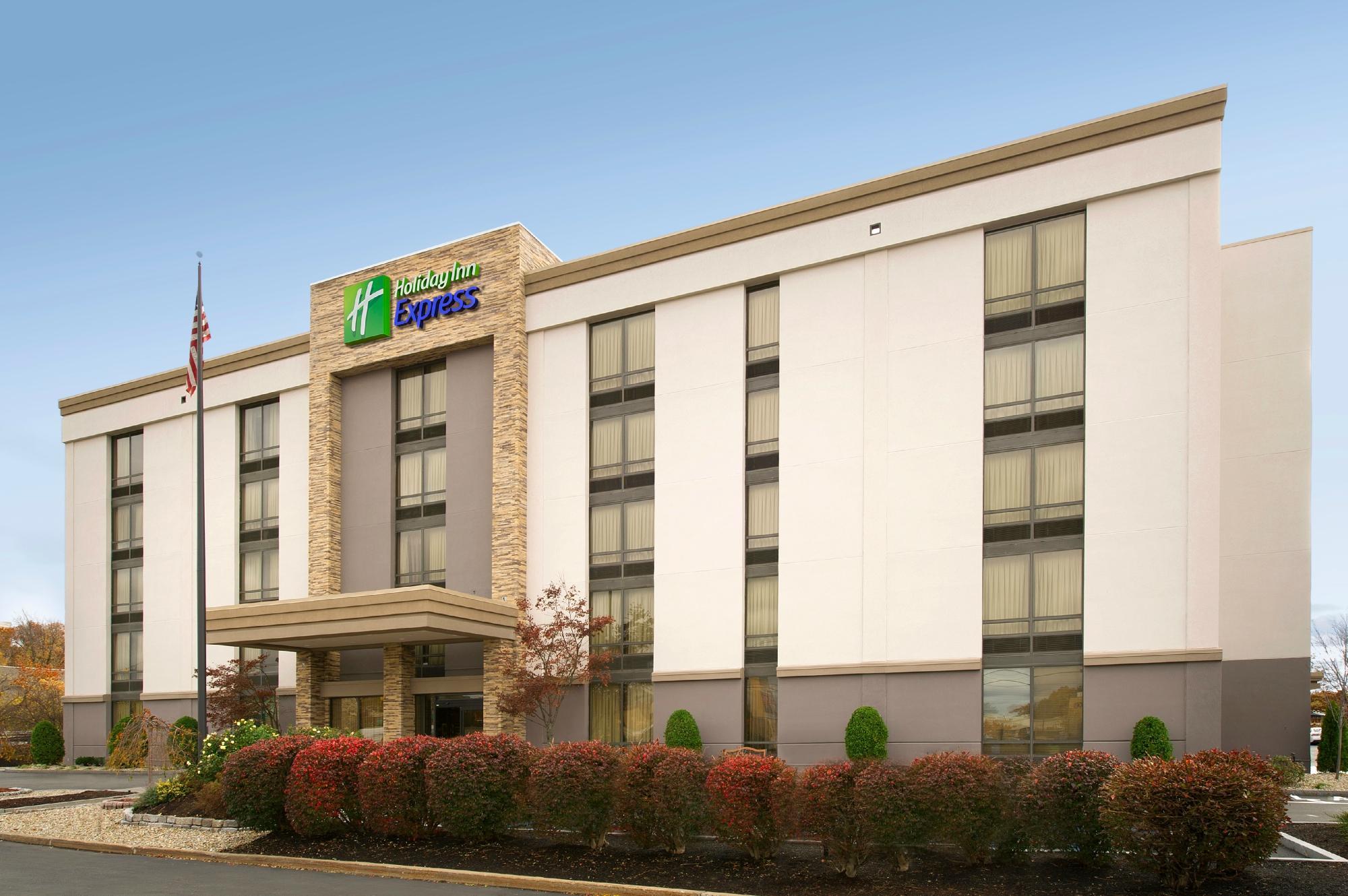 Photo of Holiday Inn Express Boston North-Woburn, Woburn, MA