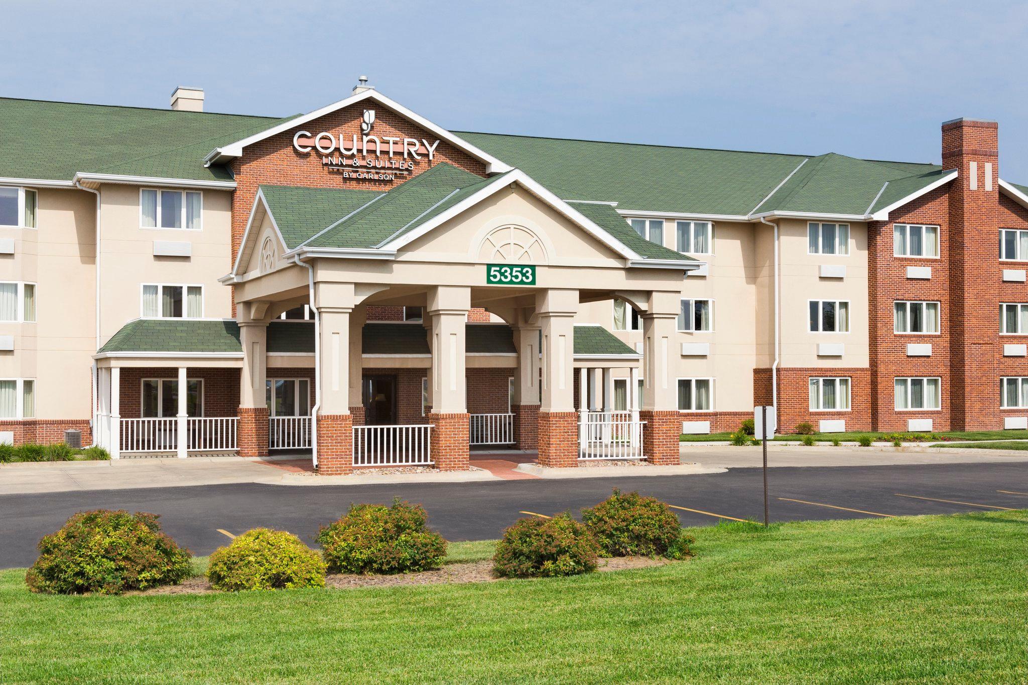 Photo of Country Inn & Suites by Radisson, Lincoln North Hotel and Conference Center, Lincoln, NE