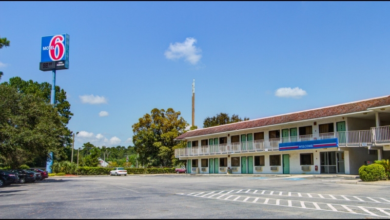 Photo of Motel 6 Savannah - Richmond Hill, Richmond Hill, GA