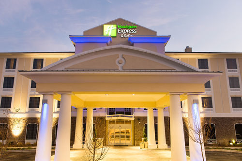 Photo of Holiday Inn Express & Suites Aiken, Aiken, SC