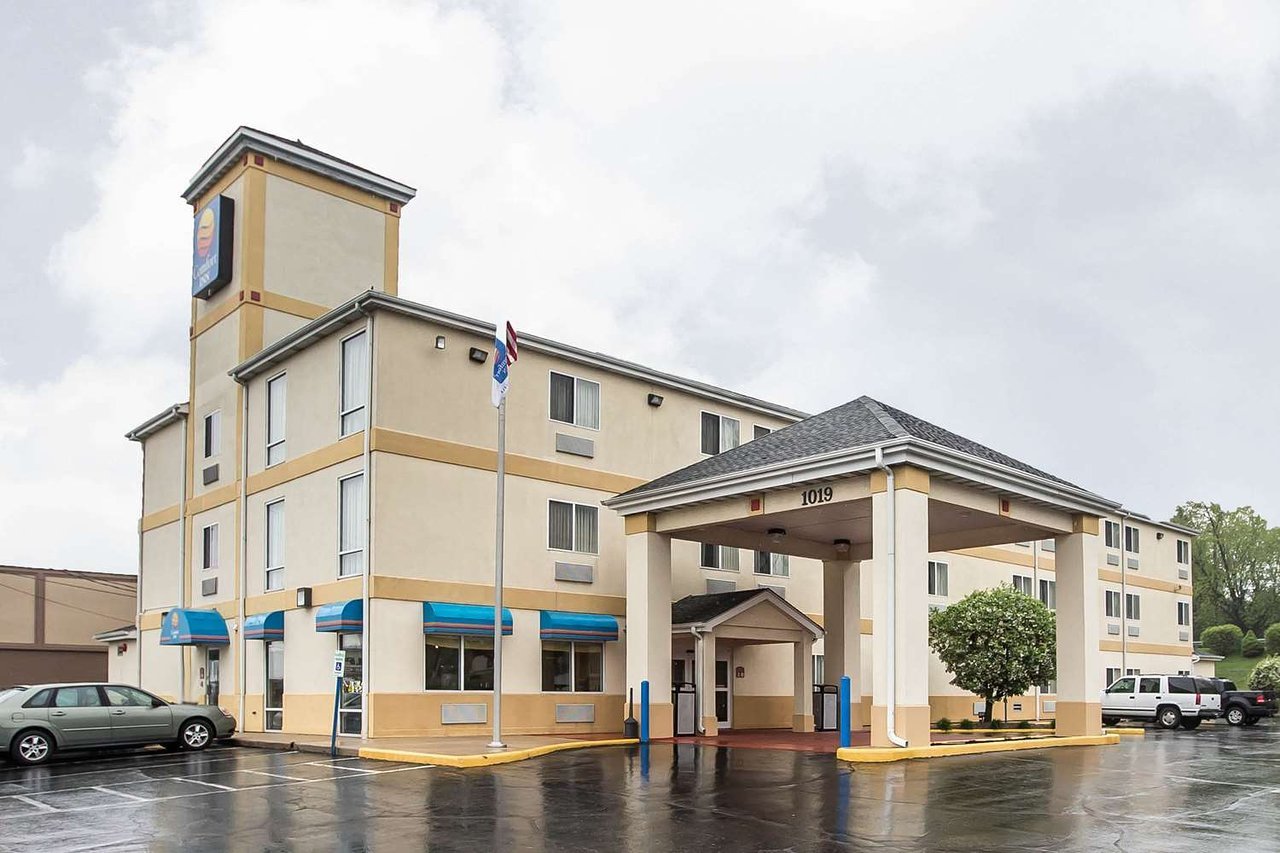 Photo of Comfort Inn Schererville, Schererville, IN