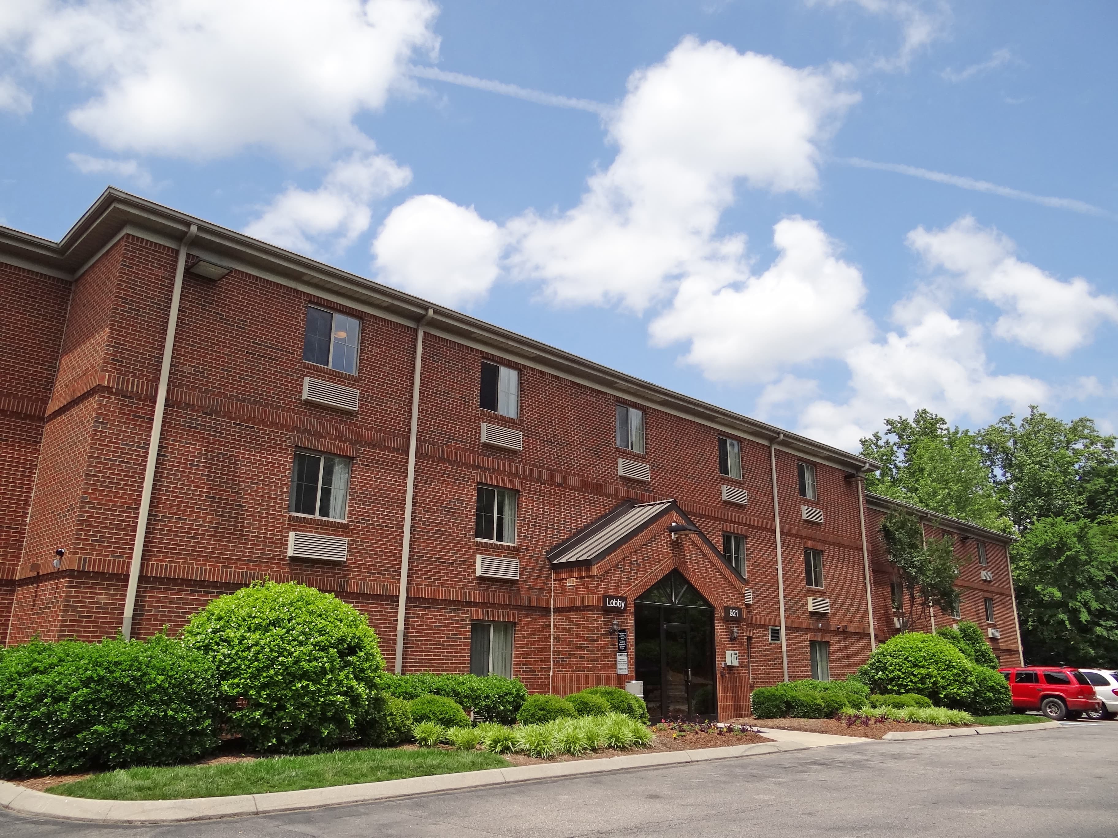 Photo of Extended Stay America - Raleigh - North Raleigh - Wake Towne Drive, Raleigh, NC