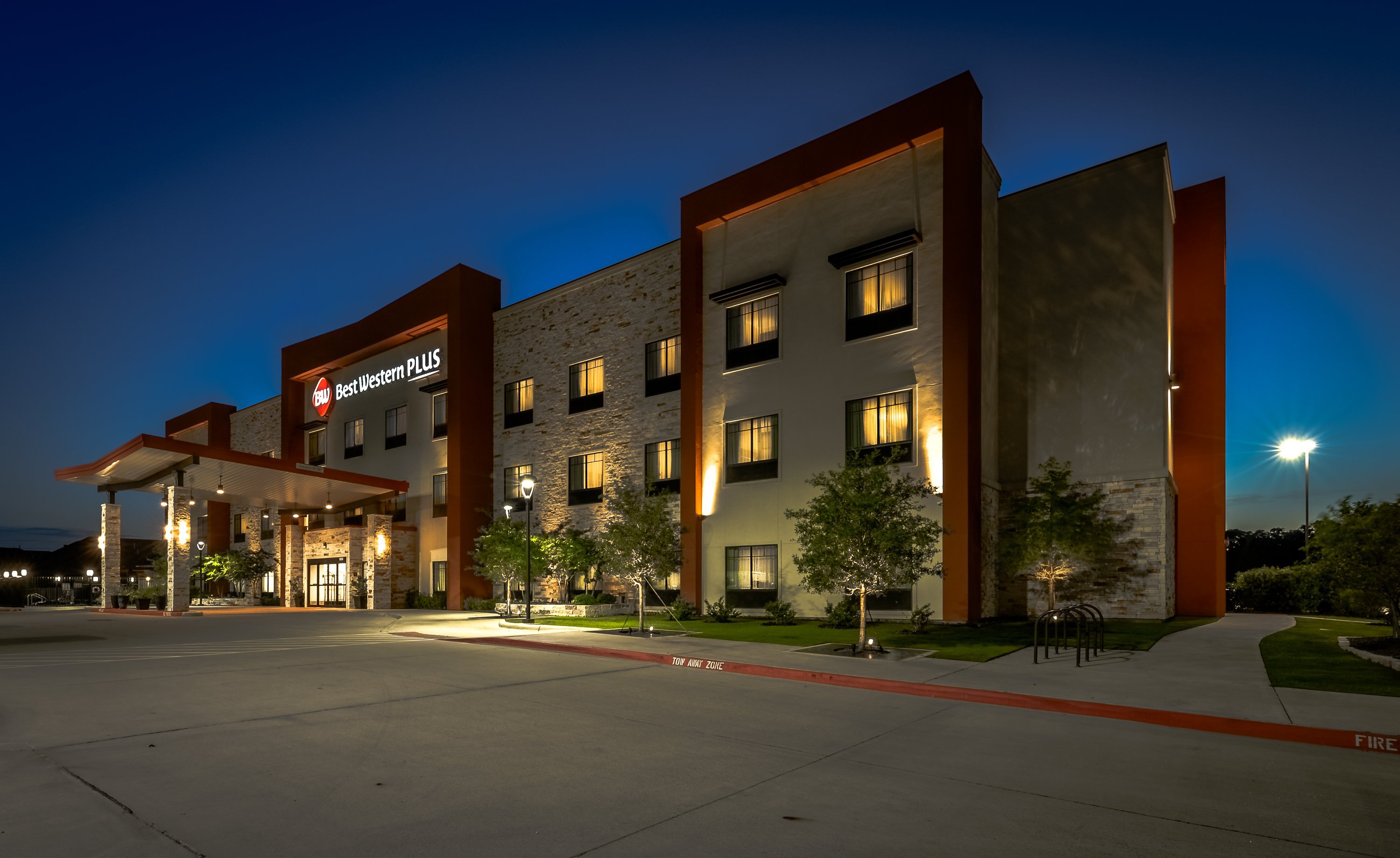 Photo of Best Western Plus College Station Inn & Suites, College Station, TX