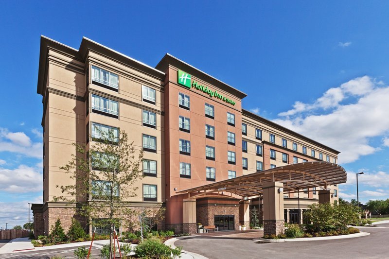 Photo of Holiday Inn & Suites Tulsa South, Tulsa, OK