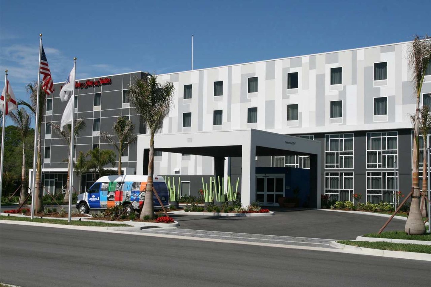 Photo of Hampton Inn & Suites Sarasota/Bradenton-Airport, Sarasota, FL