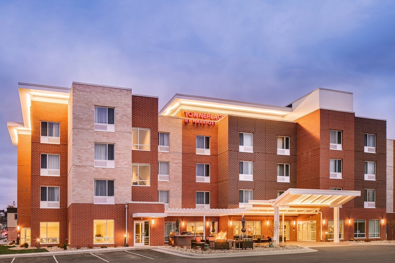 Photo of TownePlace Suites by Marriott Dubuque Downtown, Dubuque, IA