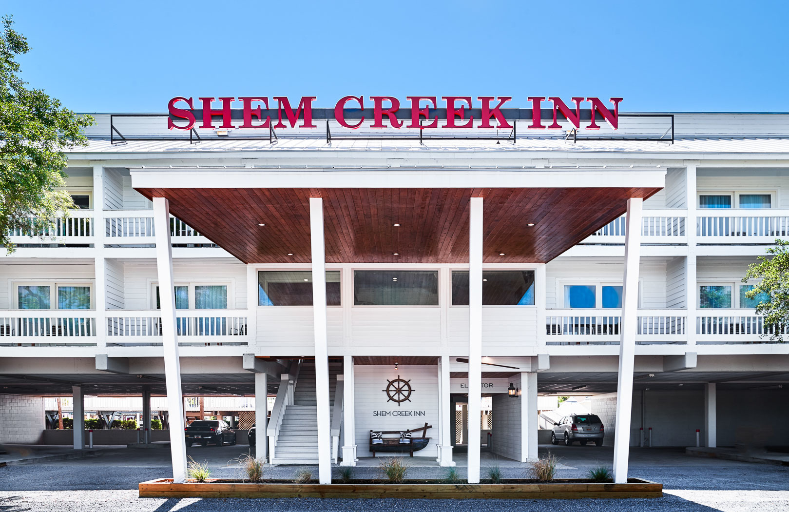 Photo of Shem Creek Inn, Mount Pleasant, SC
