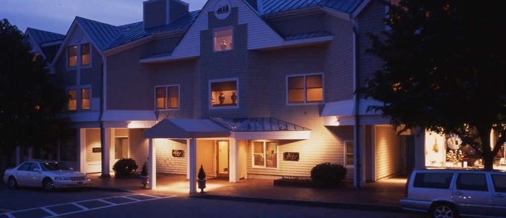 Photo of The Breakwater Inn & Spa, Kennebunkport, ME