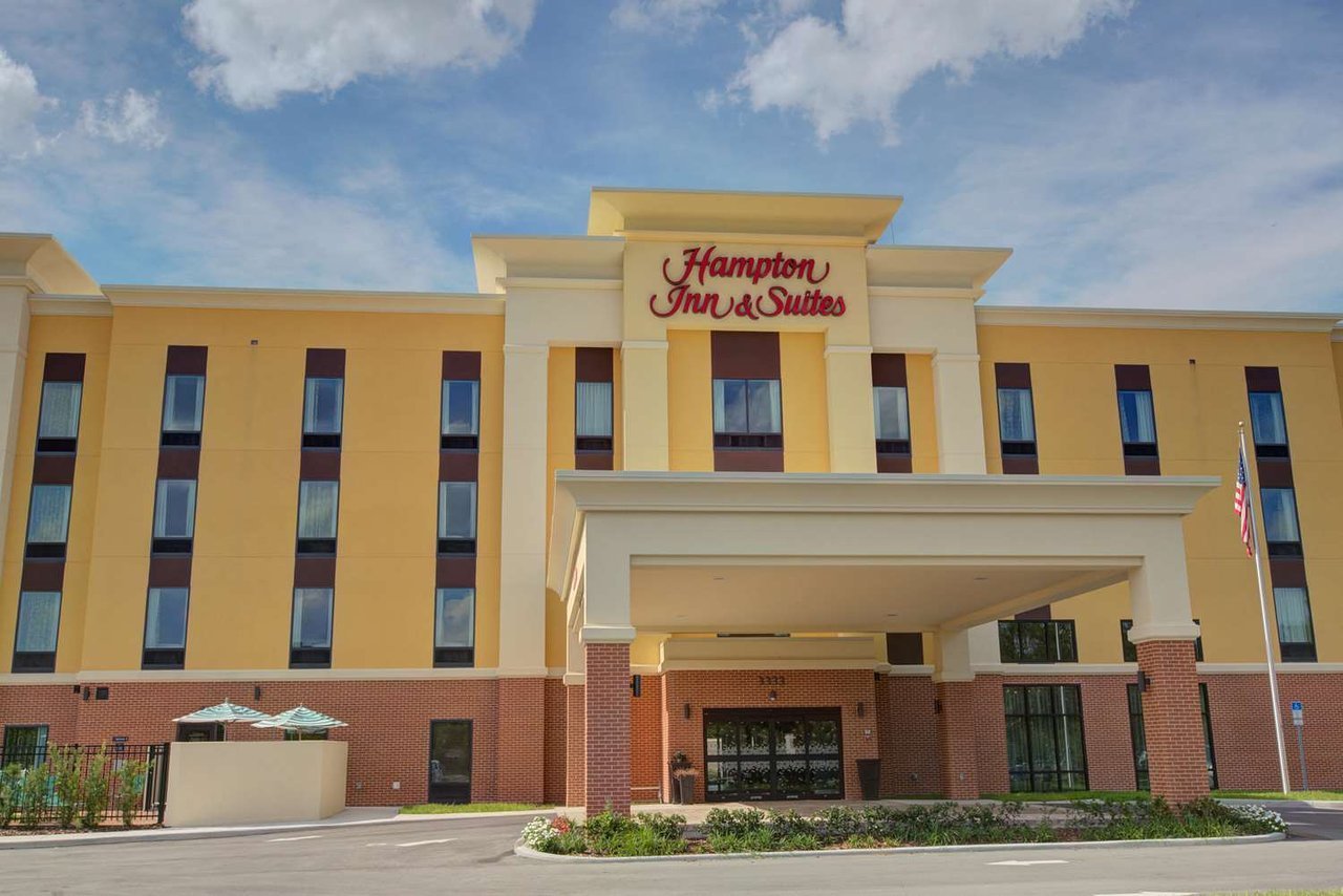 Photo of Hampton Inn & Suites Tampa Busch Gardens Area, Tampa, FL