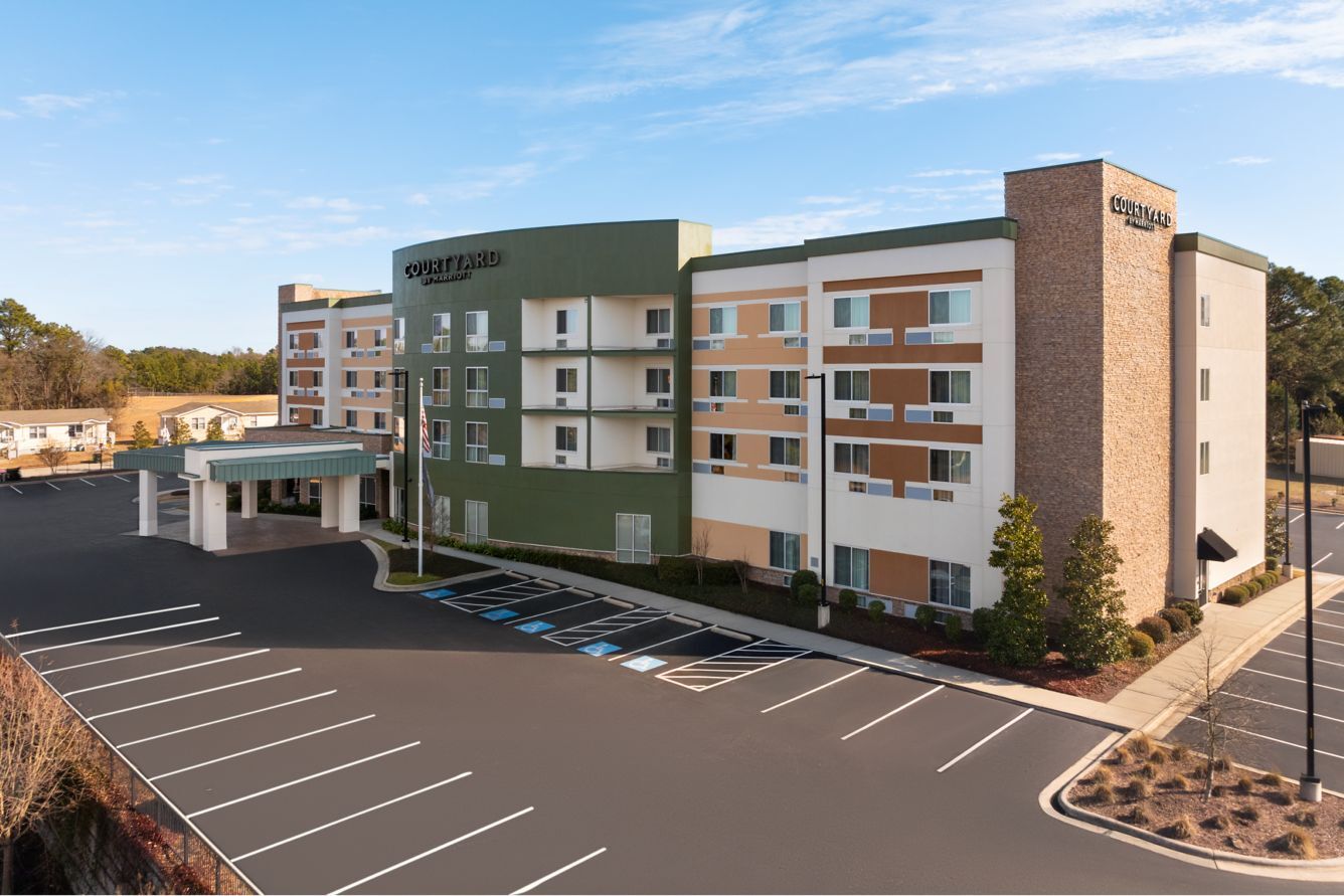 Photo of Courtyard by Marriott Fayetteville Fort Bragg/Spring Lake, Spring Lake, NC