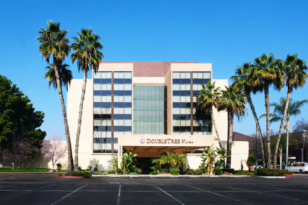 Photo of DoubleTree by Hilton Hotel Fresno Convention Center, Fresno, CA