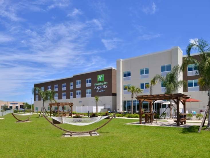 Photo of Holiday Inn Express & Suites Trinity, Trinity, FL
