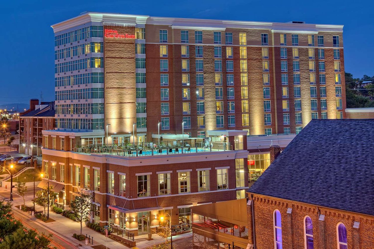 Photo of Hilton Garden Inn Nashville Downtown/Convention Center, Nashville, TN