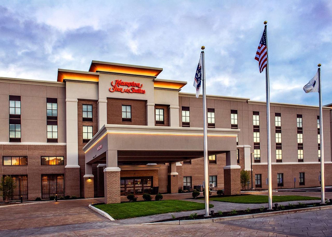 Photo of Hampton Inn & Suites Foxborough, Foxboro, MA