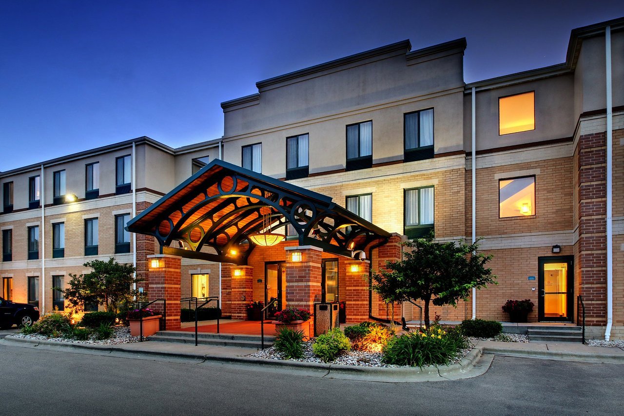 Photo of Staybridge Suites Middleton/Madison-West, Middleton, WI