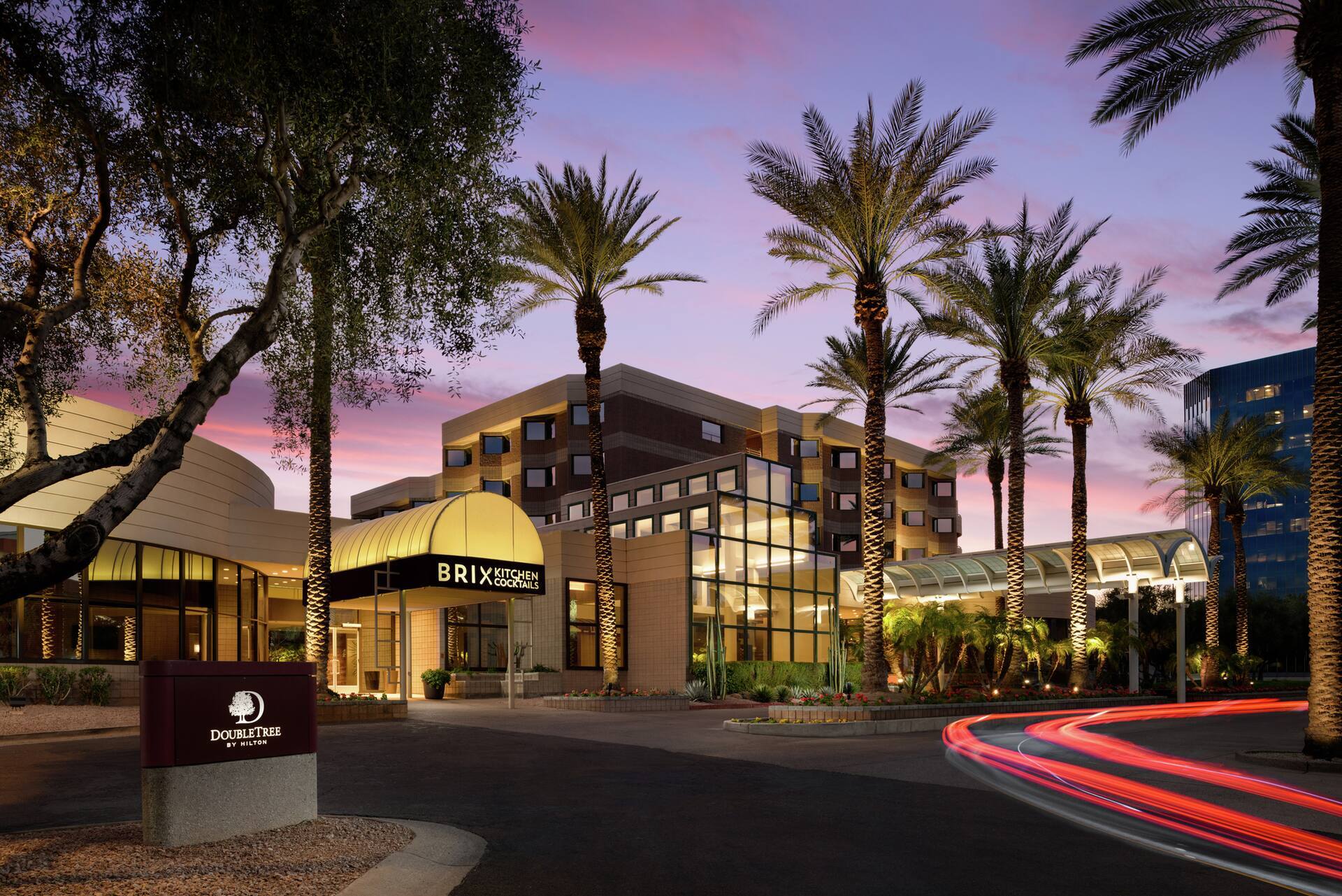 Photo of DoubleTree by Hilton Hotel Phoenix Tempe, Tempe, AZ