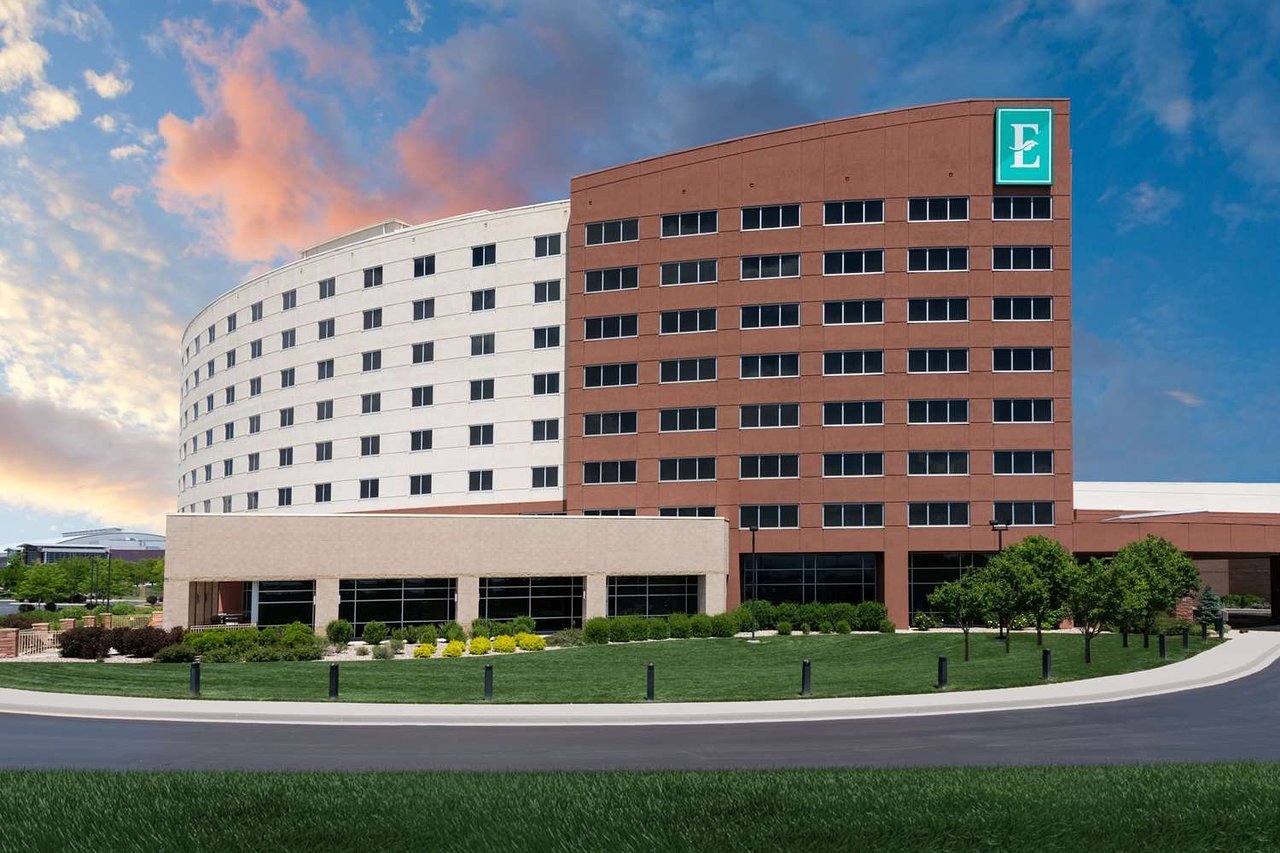 Photo of Embassy Suites by Hilton Loveland Hotel Conference Center & Spa, Loveland, CO