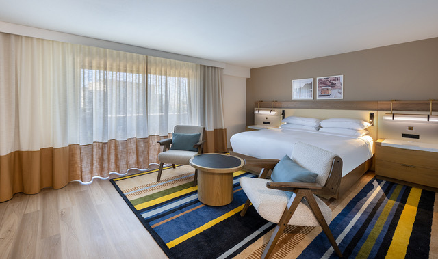 Photo of Hilton Phoenix Resort at the PEAK, Phoenix, AZ