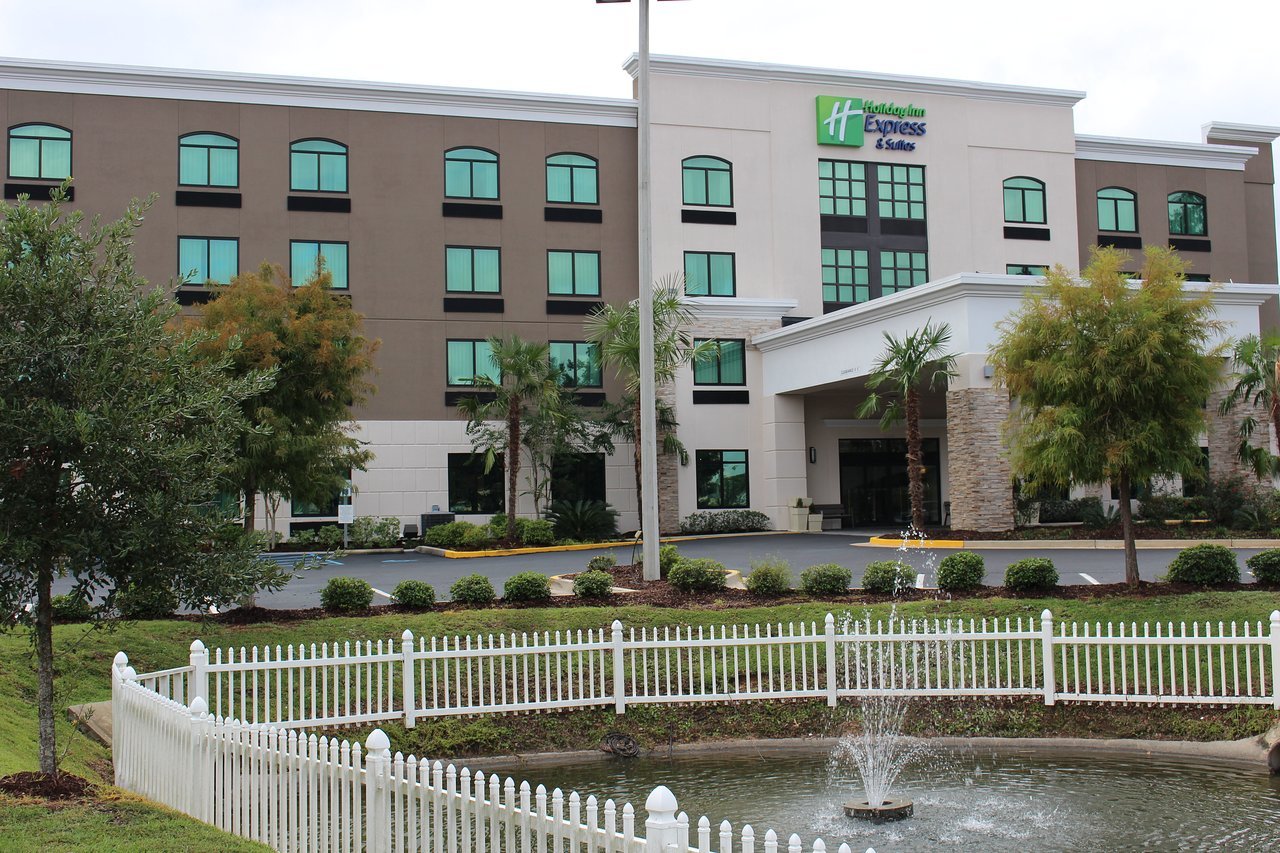 Photo of Holiday Inn Express & Suites Mobile West - I-10, Mobile, AL