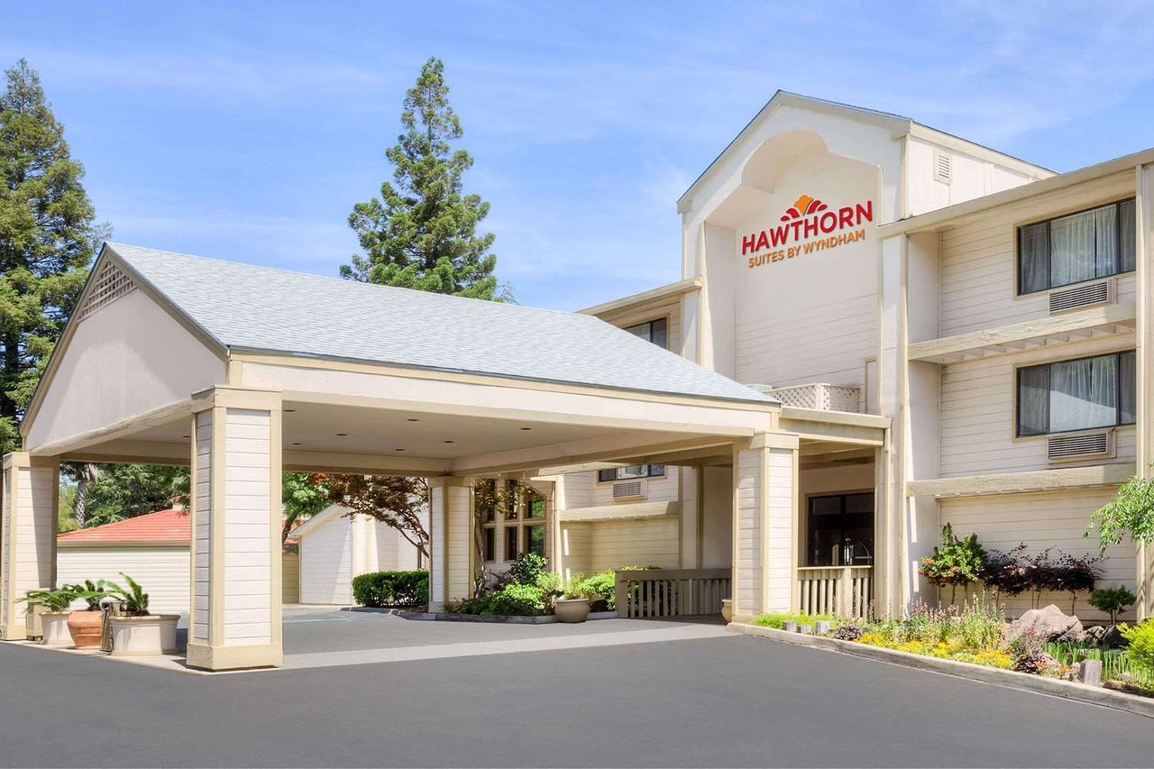 Photo of Hawthorn Suites Sacramento, Sacramento, CA
