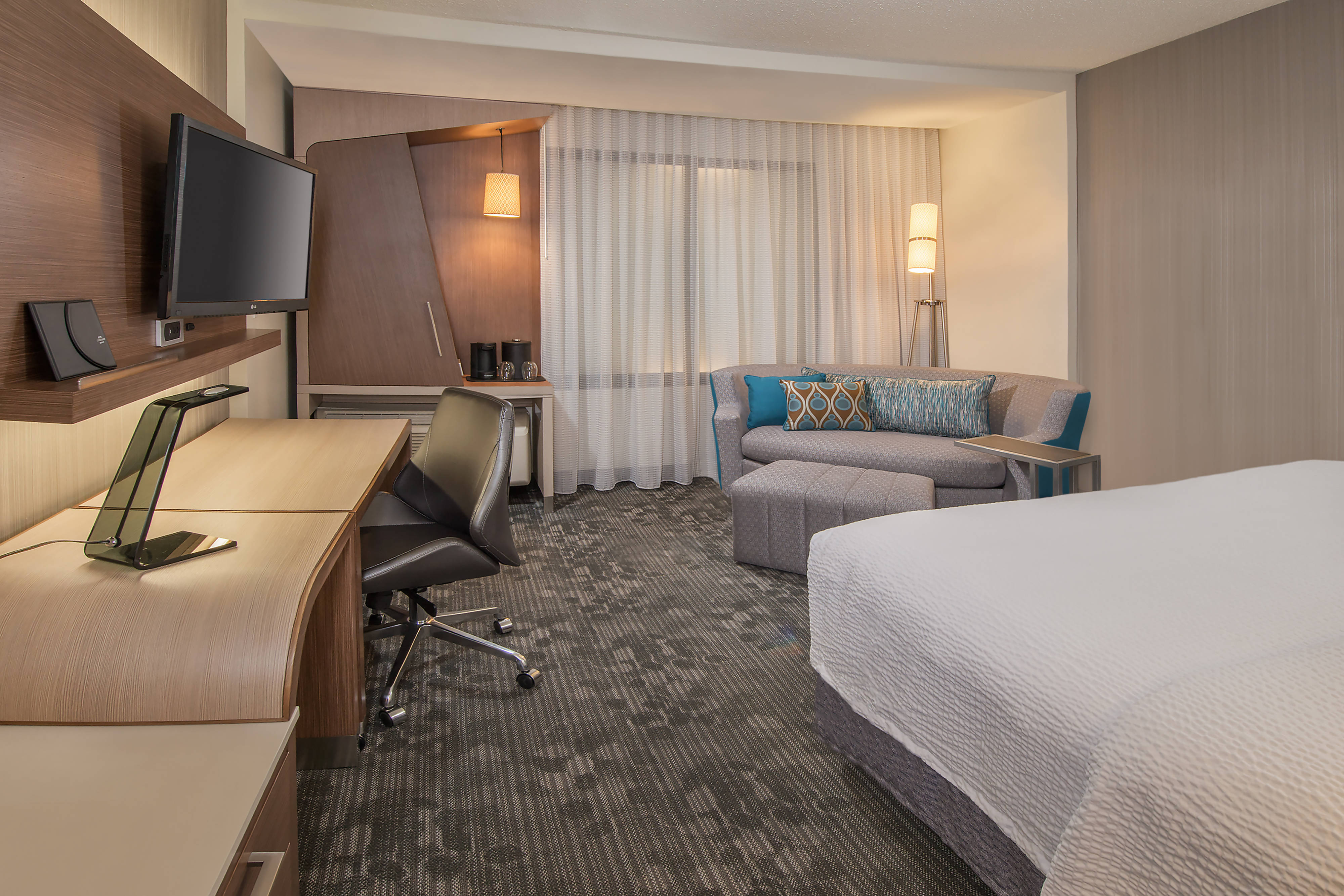 Photo of Courtyard by Marriott Albany Airport, Albany, NY