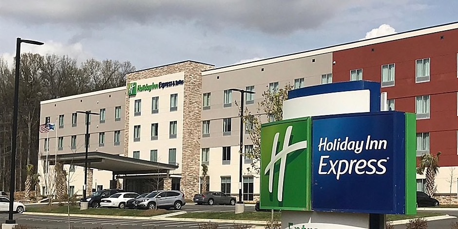 Photo of Holiday Inn Express & Suites Charlotte Airport, Charlotte, NC