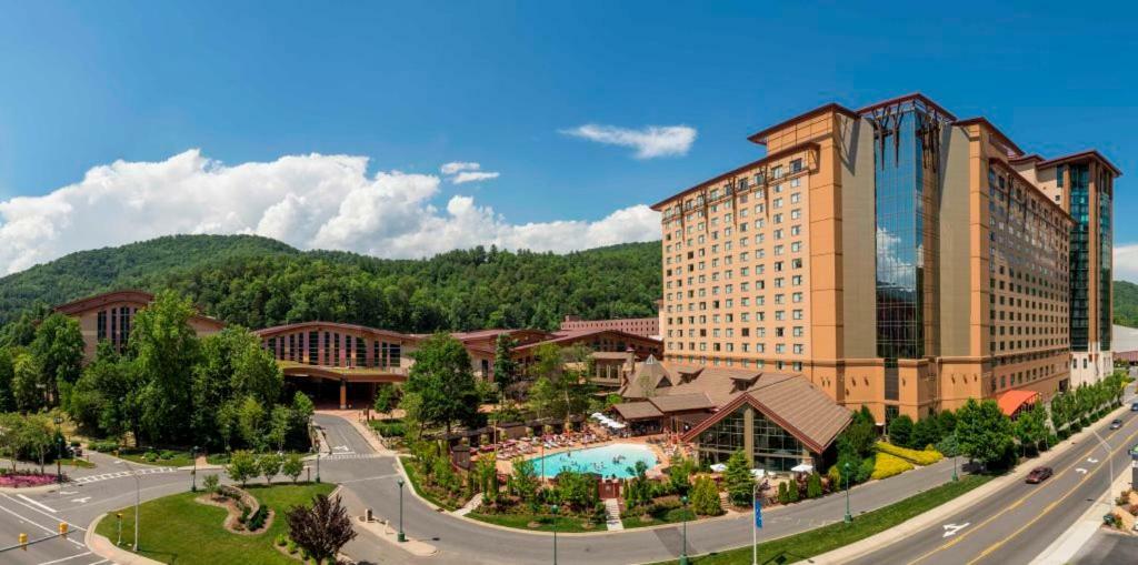 Photo of Harrah's Cherokee Valley River Casino & Hotel, Murphy, NC