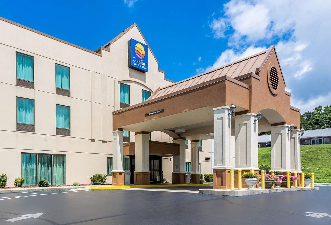 Photo of Comfort Inn & Suites Cookeville, Cookeville, TN
