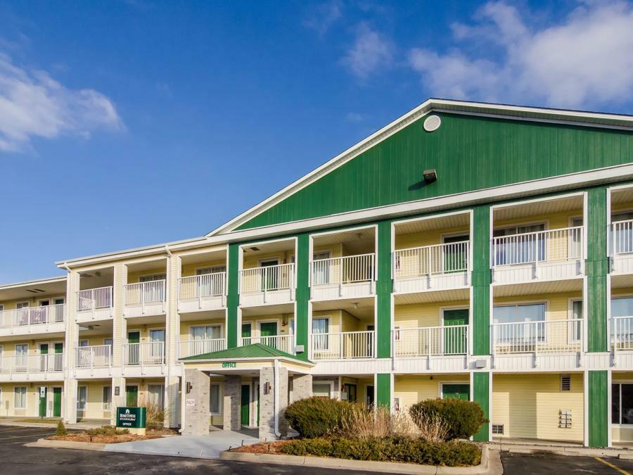 Photo of HomeTowne Studios Lake Charles - Sulphur, Sulphur, LA