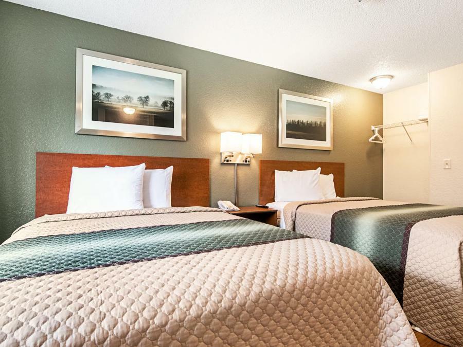 Photo of HomeTowne Studios - Puyallup, Puyallup, WA