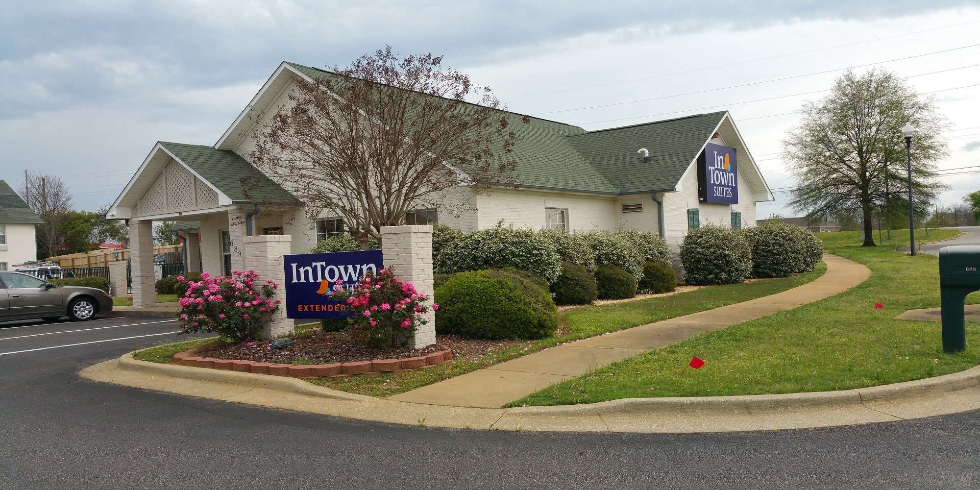 Photo of InTown Suites Prattville, Prattville, AL