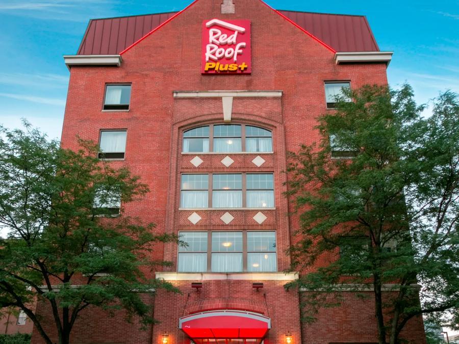Photo of Red Roof PLUS+ Columbus Downtown - Convention Center, Columbus, OH