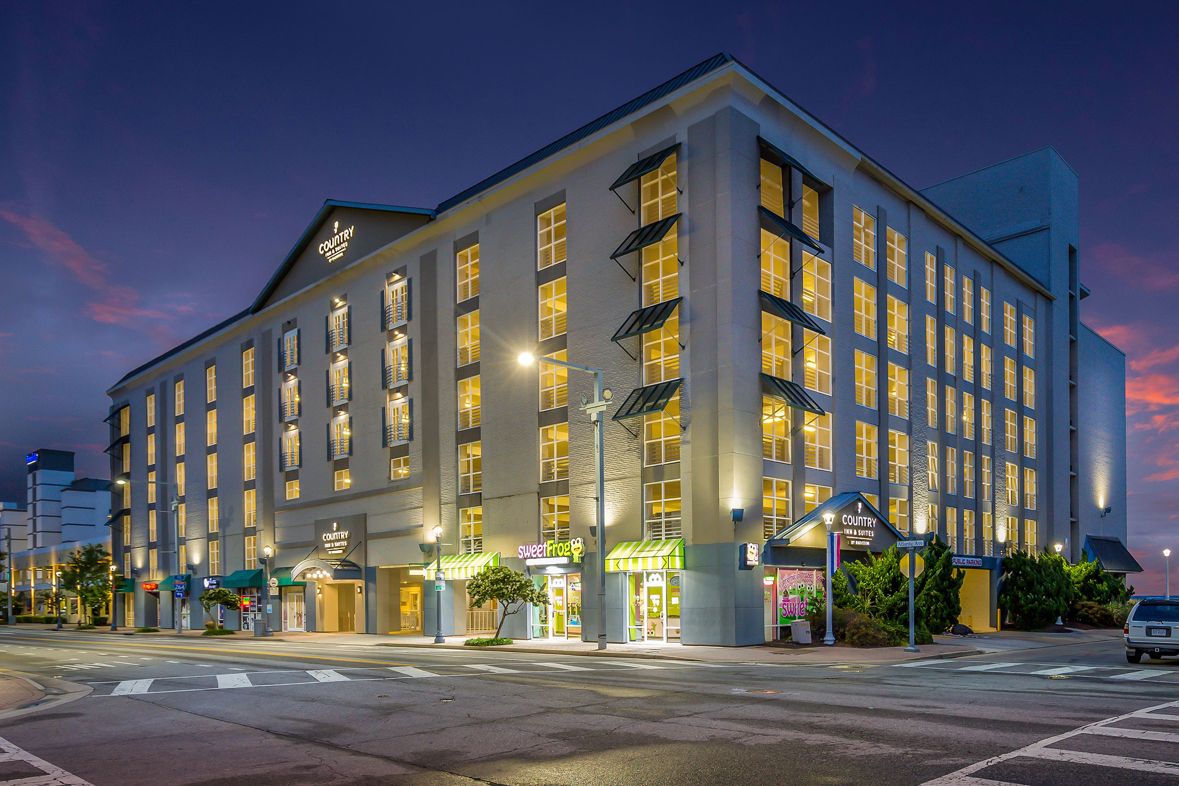 Photo of Country Inn & Suites Virginia Beach Oceanfront, Virginia Beach, VA