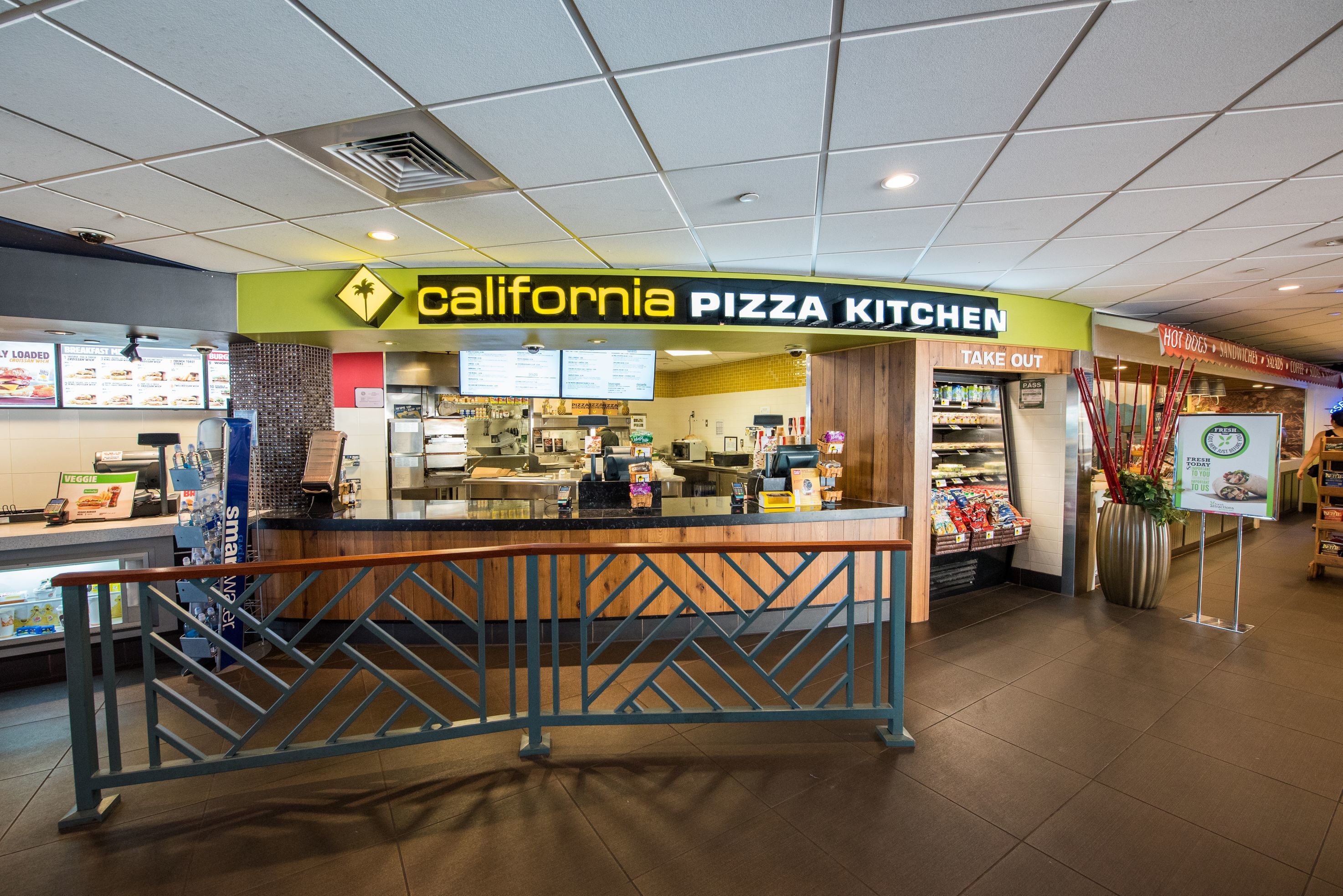 Photo of California Pizza Kitchen, Kahului, HI
