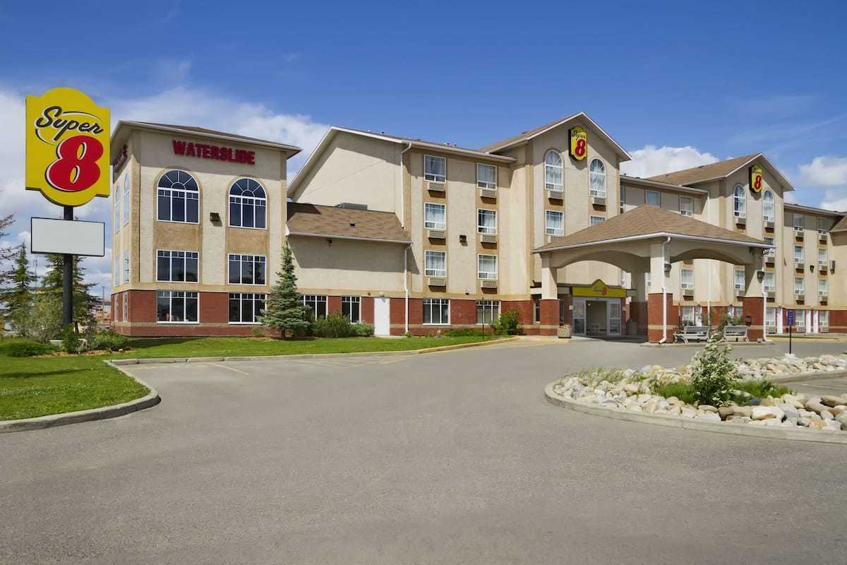 Photo of Super 8 by Wyndham Fort St. John, Fort St. John, BC, Canada